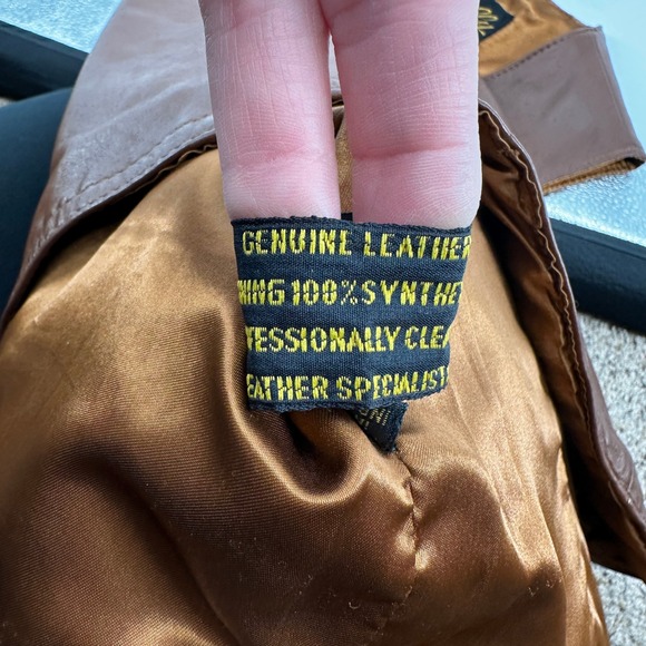 Scully Mens Genuine Leather Western Vest Brown Size 40 Pockets Button Front - Picture 8 of 14